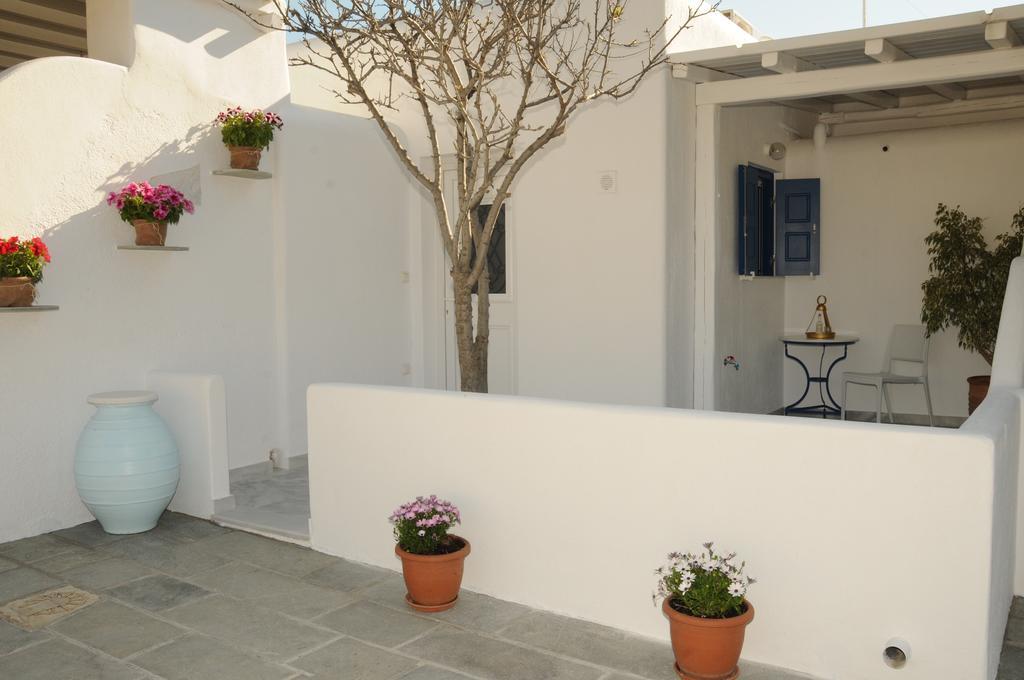 Flora'S Houses Mykonos Klouvas Exterior foto