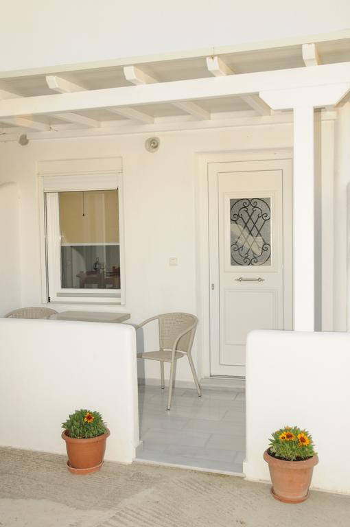 Flora'S Houses Mykonos Klouvas Exterior foto