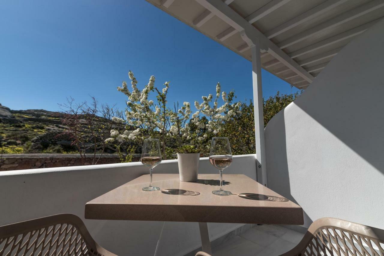 Flora'S Houses Mykonos Klouvas Exterior foto